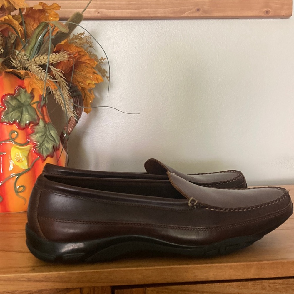 Allen Edmonds boulder brown loafer